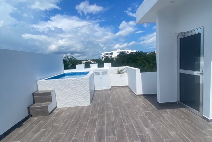 roof jacuzzi (1)